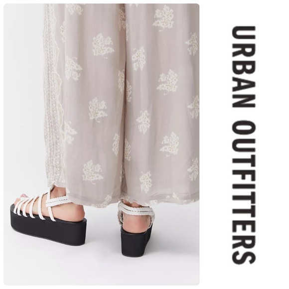 Urban Outfitters Platform Fisherman Sandal - Picture 5 of 5